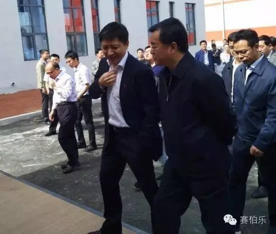 賽伯樂(lè)陪同河北省省長(zhǎng)張慶偉考察張北數(shù)據(jù)中心